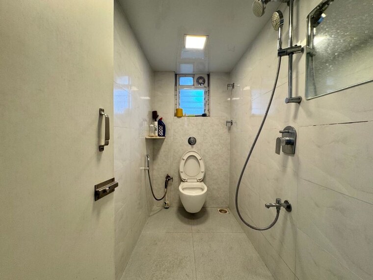 Bathroom, ganesh-niwas 2 Bedroom 700 Sq.Ft. Apartment In Kandivali West Mumbai 10546025