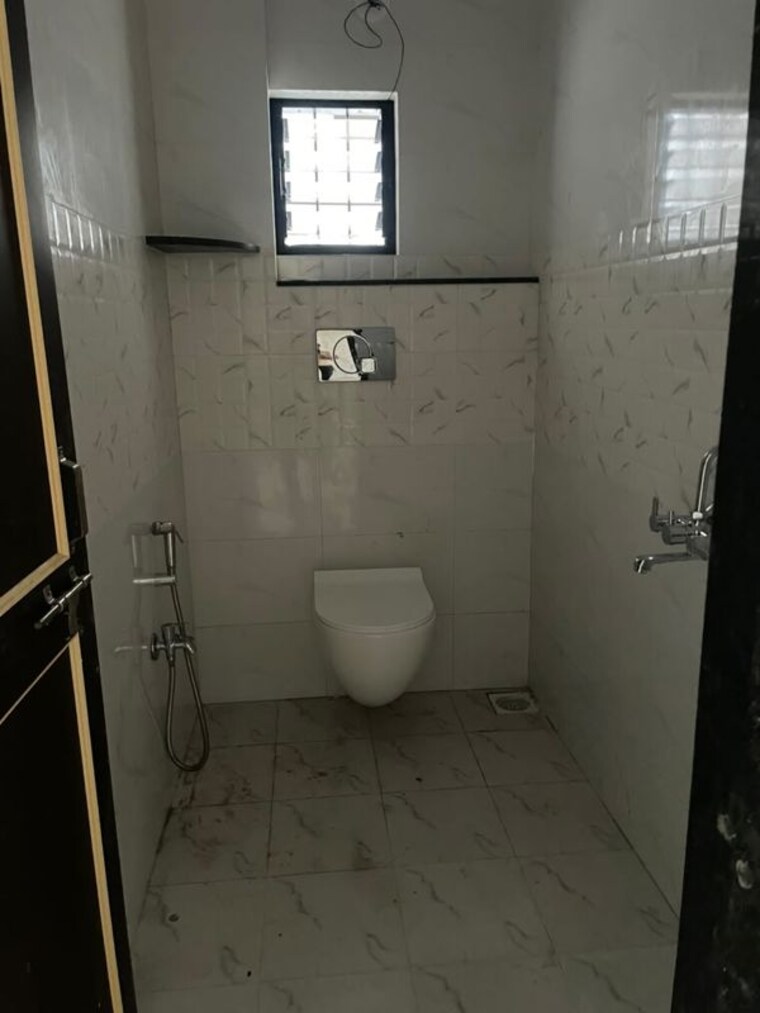 Bathroom, bombay-sappers-colony 1 Bedroom 600 Sq.Ft. Apartment In Wadgaon Sheri Pune 10546041