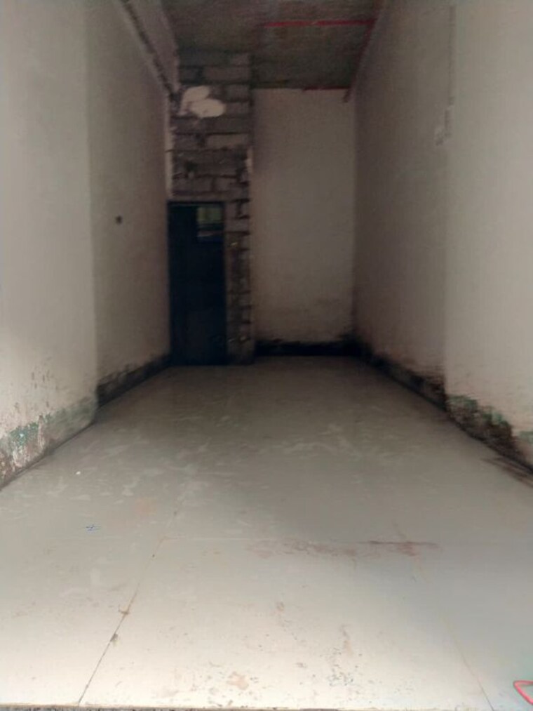 Room, vb-veer-heights Commercial Shop 236 Sq.Ft. In Louis Wadi Thane 10546060