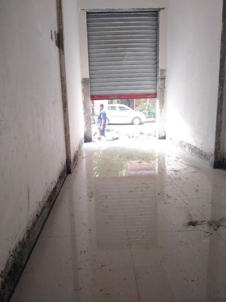 Bathroom, vb-veer-heights Commercial Shop 236 Sq.Ft. In Louis Wadi Thane 10546060