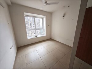 Room in 2 BHK Apartment at Bhartiya Nikoo Homes Phase 2, Thanisandra Main Road – for Rent