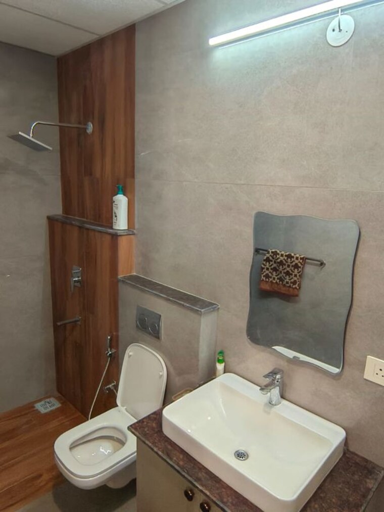Bathroom, sushma-crescent 3 Bedroom 1960 Sq.Ft. Apartment In Dhakoli Zirakpur 10546098