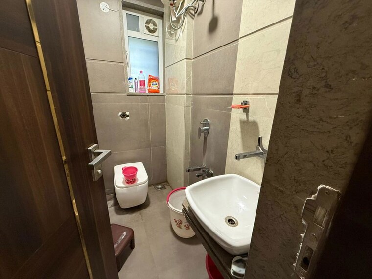 Bathroom, neelkanth-greens-juniper 2.5 Bedroom 1200 Sq.Ft. Apartment In Manpada Thane 10546161