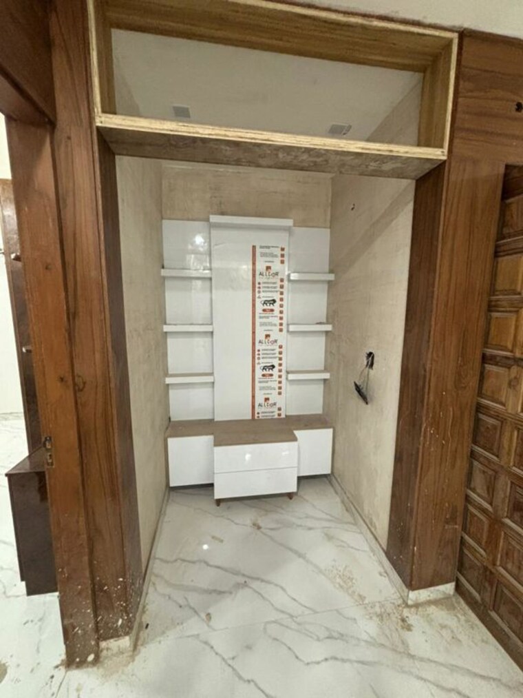 Kitchen, new industrial township 5 3 Bedroom 1600 Sq.Ft. Builder Floor In New Industrial Township 5 Faridabad 10546273