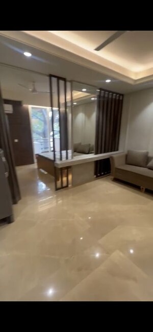 1 BHK Builder Floor For Rent in Sector 43