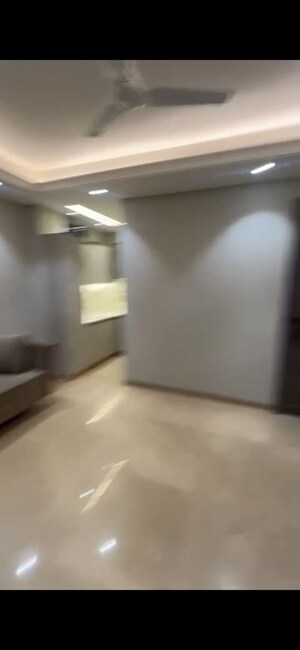 Room in 1 BHK Builder Floor at Sector 43 – for Rent