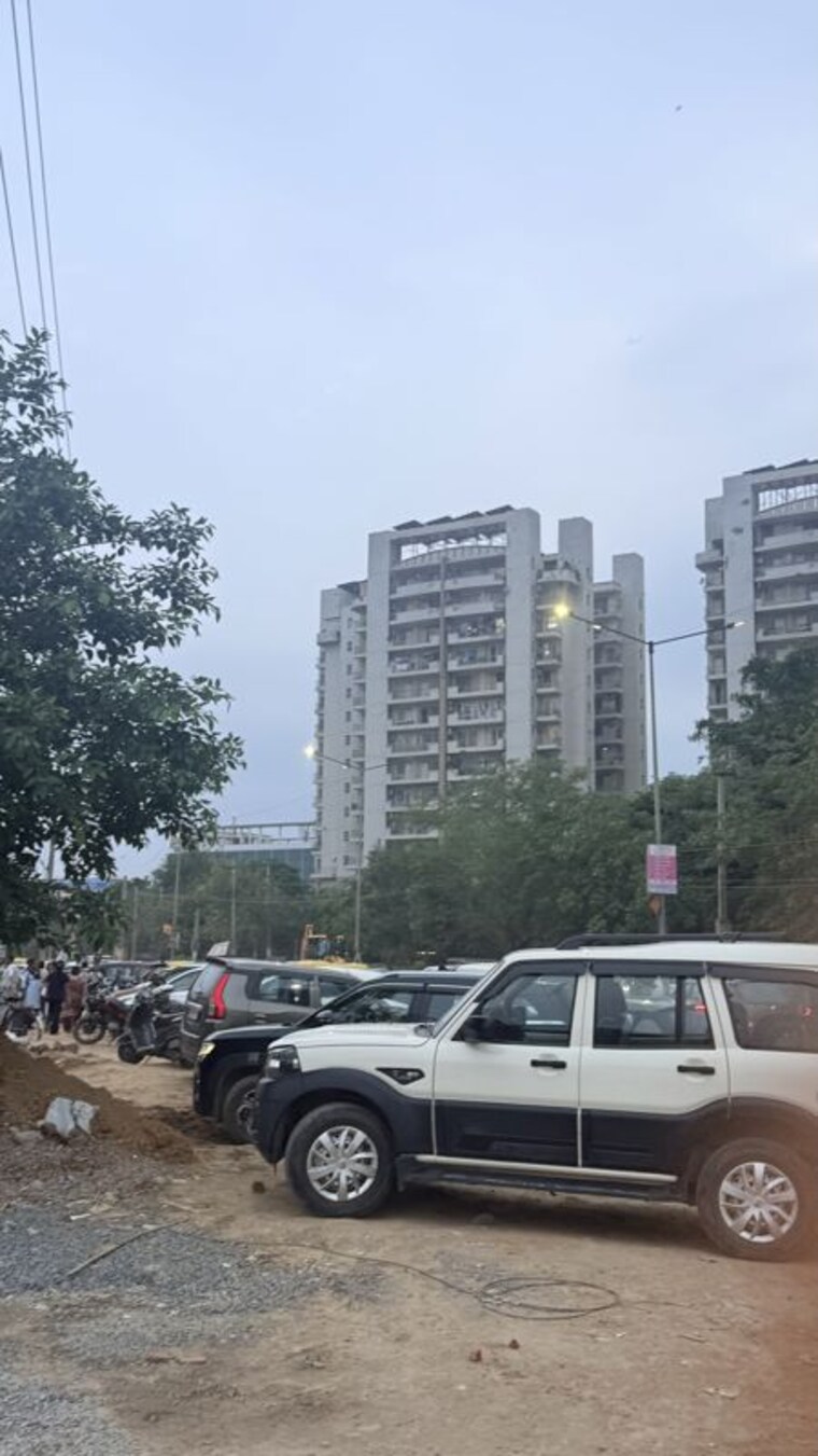 Exterior View, new palam vihar  230 Sq.Yd. Plot In New Palam Vihar Gurgaon 10546322