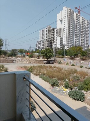   Plot at New Palam Vihar – for Sale