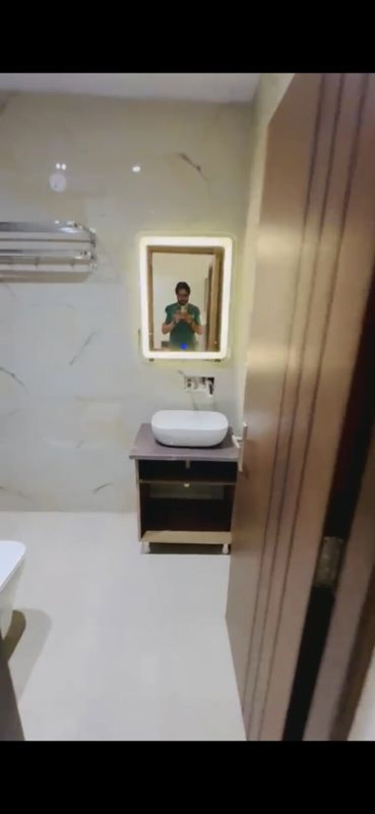 Bathroom, sector 17 1 Bedroom 655 Sq.Ft. Builder Floor In Sector 17 Gurgaon 10546332
