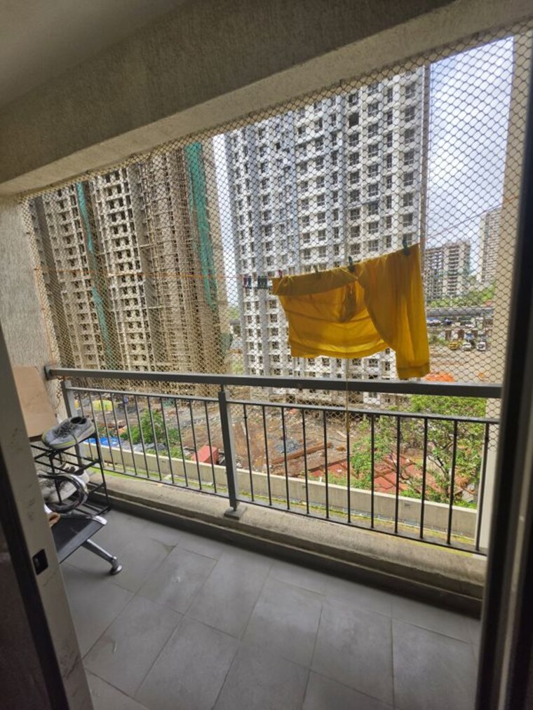 Balcony, raunak-heights 1 Bedroom 450 Sq.Ft. Apartment In Ghodbunder Road Thane 10546401