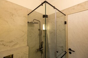 Furnished Amenities in 2 BHK Apartment at Om Sai Chembur Nandadeep CHS, Chembur – for Rent