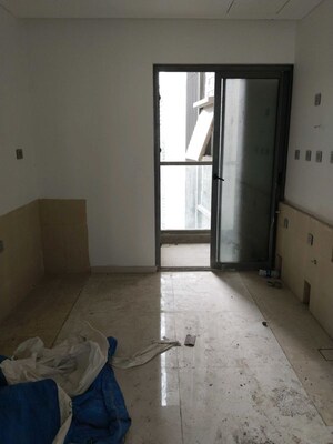 Room in 4 BHK Apartment at Rustomjee Crown, Prabhadevi – for Sale