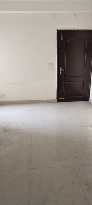 Room in 2 BHK Apartment at VVIP Addresses, Raj Nagar Extension – for Sale