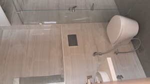 Bathroom in 3.5 BHK Apartment at Dosti Eastern Bay, Wadala – for Rent