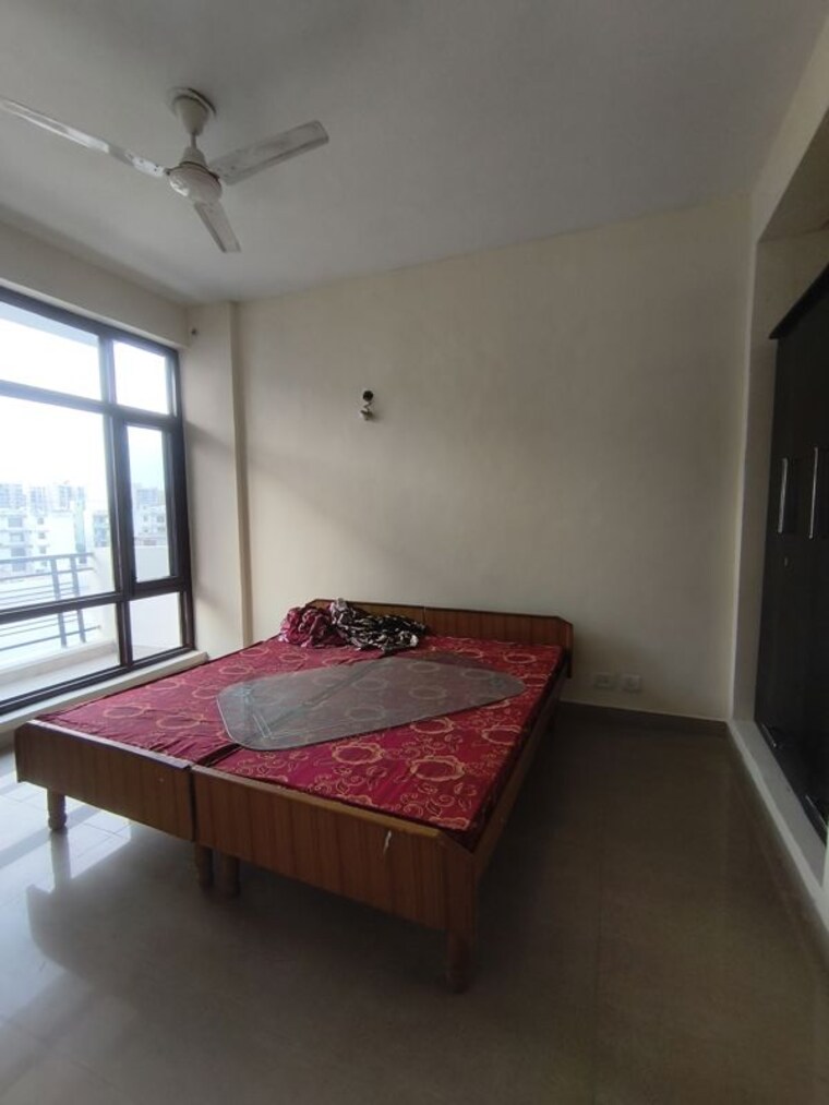 Bedroom, vip road 2.5 Bedroom 1550 Sq.Ft. Apartment In Vip Road Zirakpur 10546459