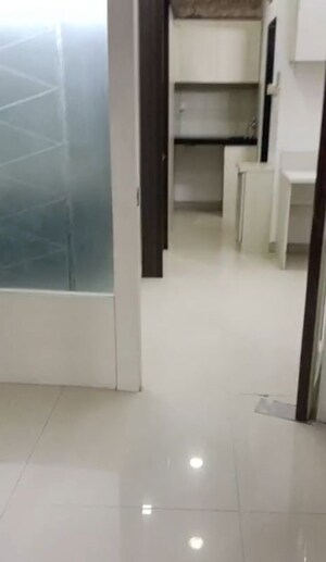 Room in  Office Space at Peninsula Plaza, Andheri West – for Rent