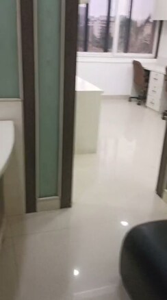 Office Space For Rent in Peninsula Plaza