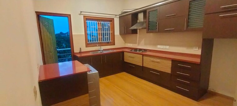 Kitchen, lavelle road 2 Bedroom 1500 Sq.Ft. Apartment In Lavelle Road Bangalore 10546511
