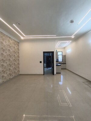 2 BHK Builder Floor For Sale in Guru Nanak Enclave, Dhakoli