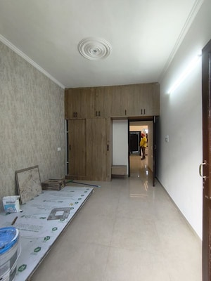Building Lobby in 2 BHK Builder Floor at Guru Nanak Enclave, Dhakoli – for Sale