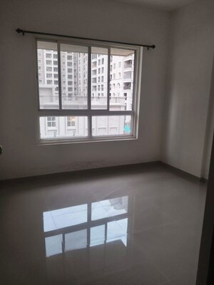 Room in 1 BHK Apartment at Nyati Era, Dhanori – for Rent
