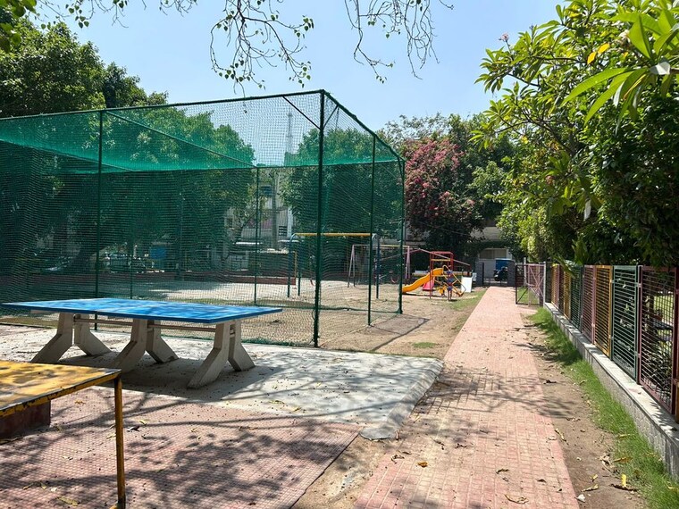 Balcony, maj-udai-apartment 2 Bedroom 1000 Sq.Ft. Apartment In Sector 29 Noida 10546529