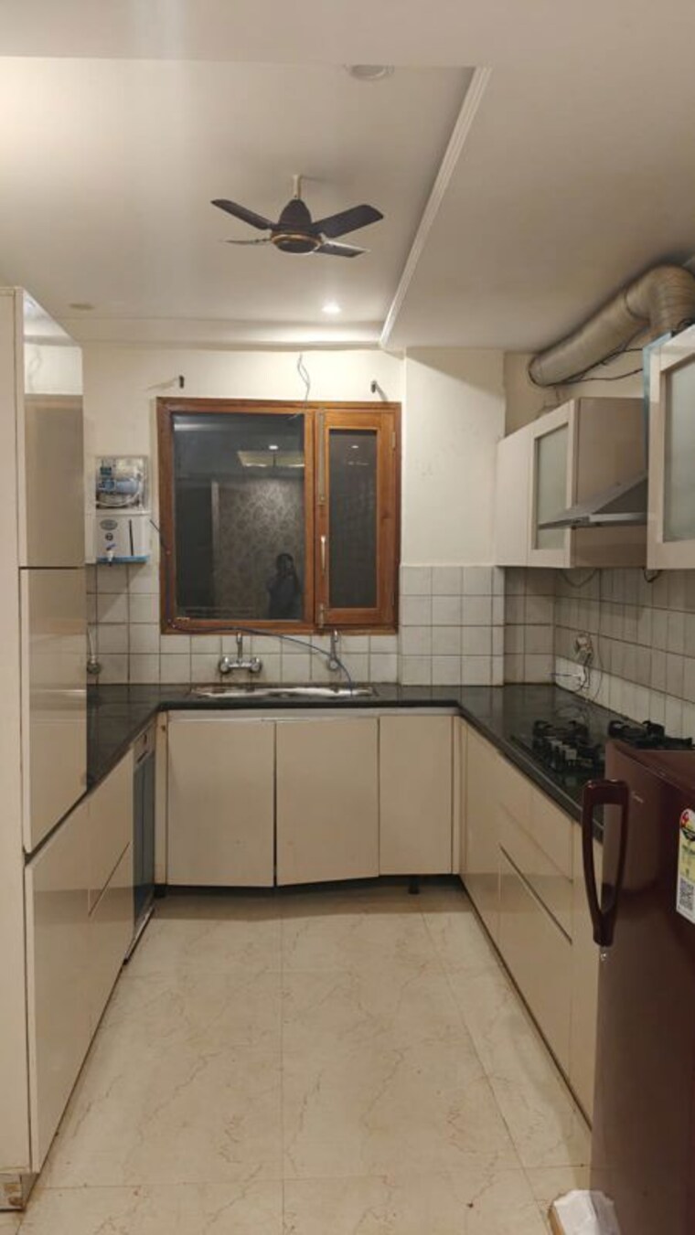 Kitchen, sunshine-homes-zirakpur 2 Bedroom 200 Sq.Yd. Builder Floor In Dhakoli Zirakpur 10546554