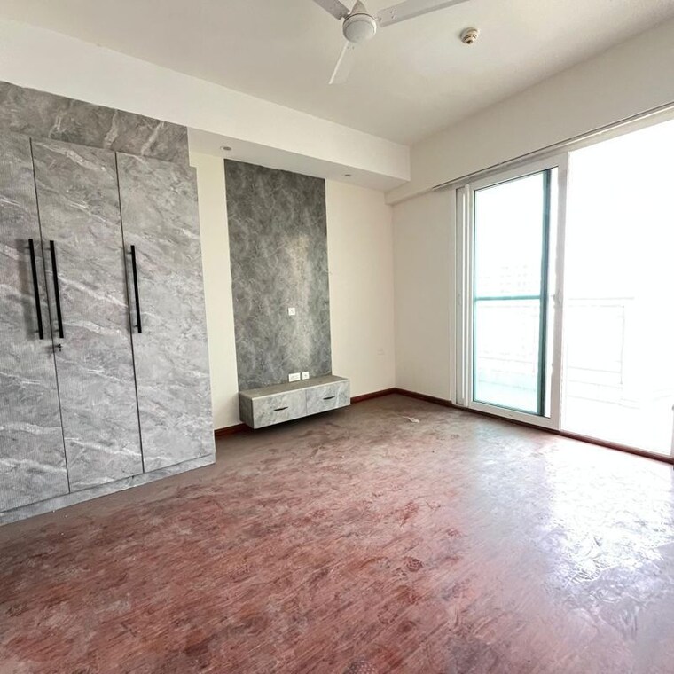 Room, dasnac-burj 4 Bedroom 3350 Sq.Ft. Apartment In Sector 75 Noida 10546573
