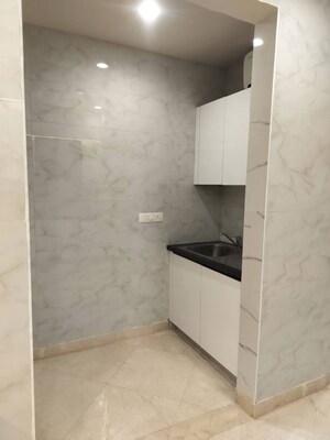 Furnished Amenities in 1 BHK Apartment at Sector 22 – for Rent