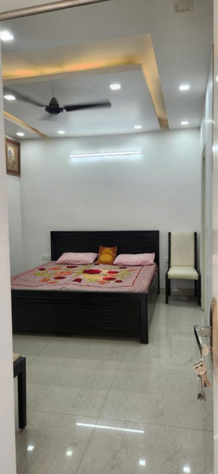 Bedroom, greater kailash 3 Bedroom 200 Sq.Yd. Builder Floor In Greater Kailash Delhi 10546578
