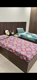 170 Sq.Yd. Pg in Sector 38