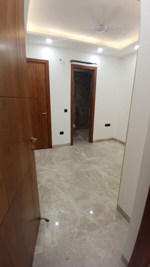 Room in 3 BHK Builder Floor at New Rajinder Nagar – for Sale