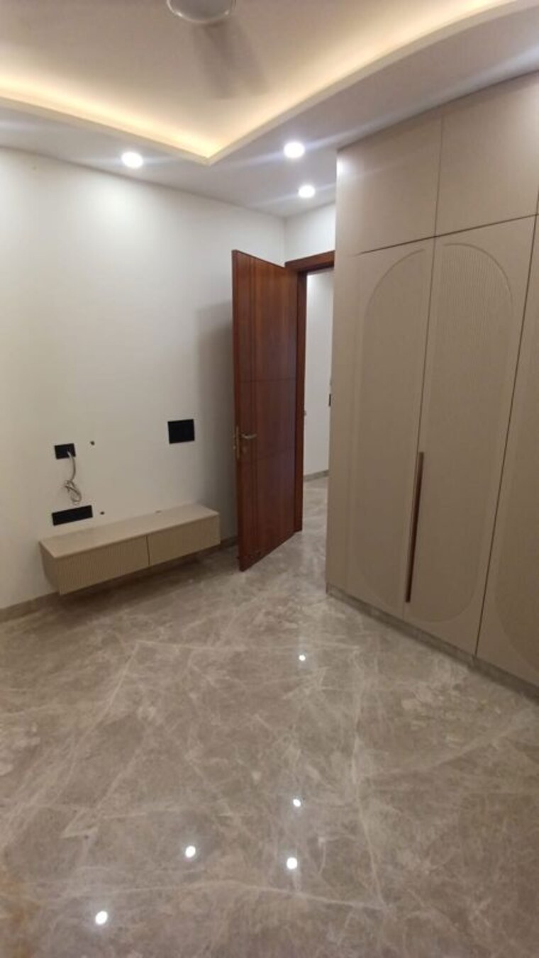 Room, new rajinder nagar 3 Bedroom 128 Sq.Yd. Builder Floor In New Rajinder Nagar Delhi 10546626