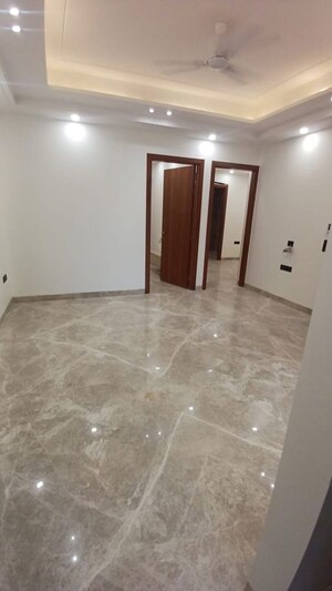 Room in 3 BHK Builder Floor at New Rajinder Nagar – for Sale