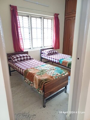 Bedroom in  Pg at Cv Raman Nagar – for Rent