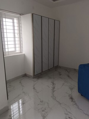 Room in 2 BHK Apartment at Manikonda – for Rent