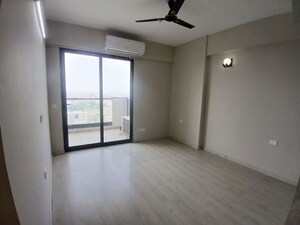 Room in 2 BHK Apartment at M3M Skywalk, Sector 74 – for Rent