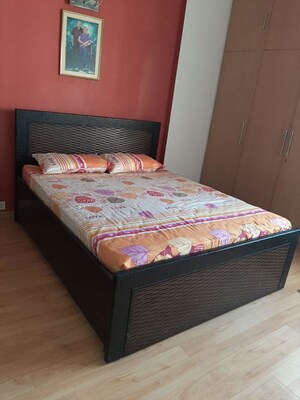 Bedroom in 3 BHK Apartment at Unitech Horizon, Pi Greater Noida – for Sale