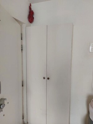 Furnished Amenities in 1 BHK Apartment at Vinayak Apartment Malad West, Malad West – for Rent