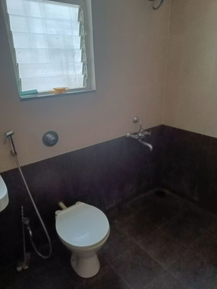 Bathroom, rachana-belvedere-apartment 2 Bedroom 1200 Sq.Ft. Apartment In Aundh Pune 10546677