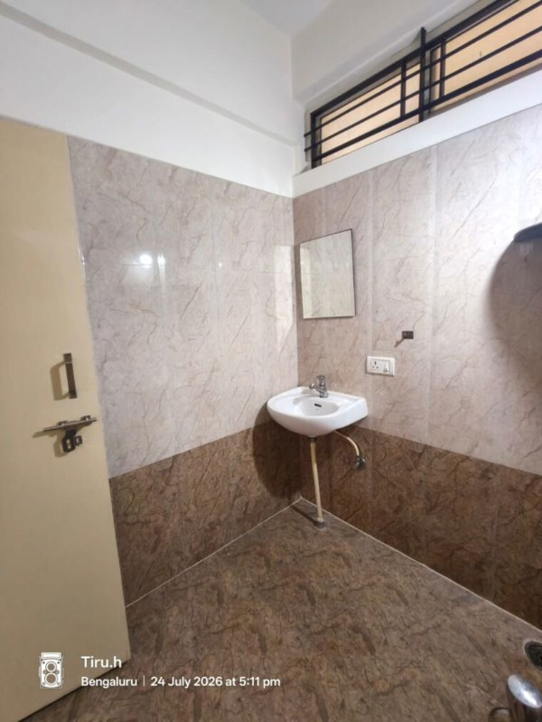 Bathroom, hsr layout sector 2 2 Bedroom 1350 Sq.Ft. Independent House In Hsr Layout Sector 2 Bangalore 10546680
