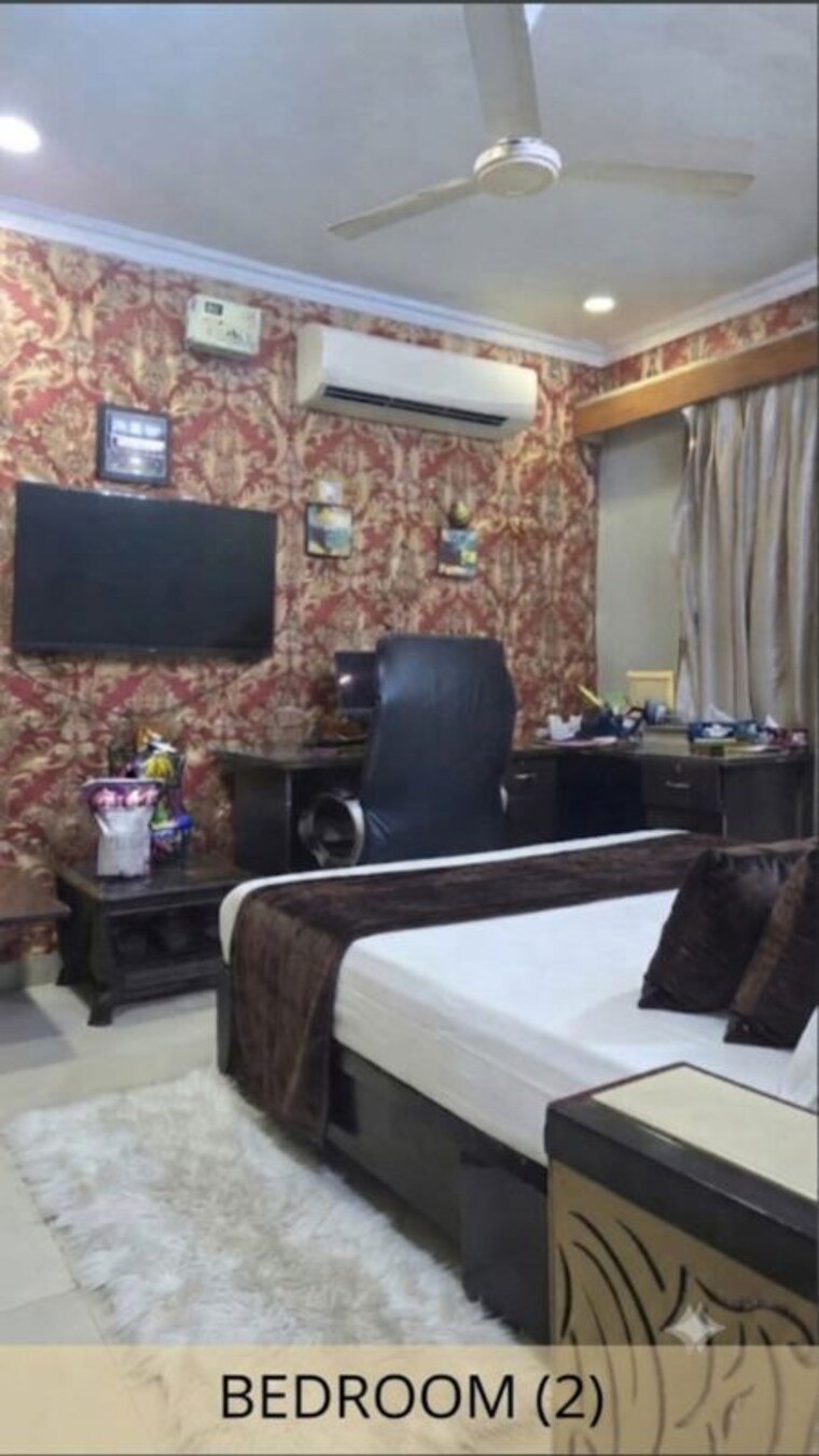 Bedroom, greater kailash ii 2 Bedroom 1100 Sq.Ft. Builder Floor In Greater Kailash ii Delhi 10546725