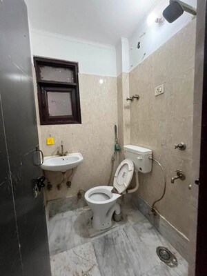 Bathroom in 1 BHK Builder Floor at Saket – for Rent