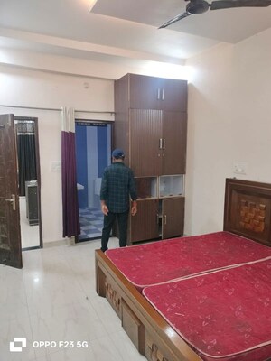 2 BHK Builder Floor For Rent in Vikrant Khand