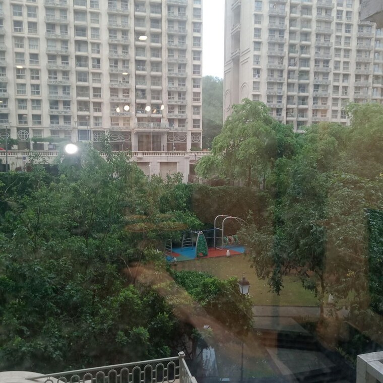 Exterior View, hiranandani-regent-hill 1 Bedroom 379 Sq.Ft. Apartment In Powai Mumbai 10546741