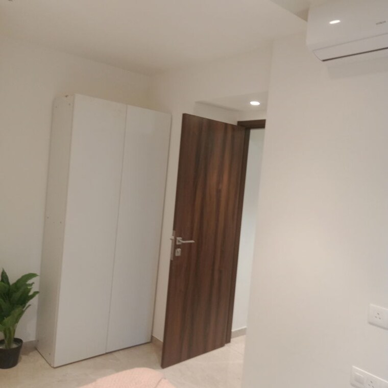 Room, hiranandani-regent-hill 1 Bedroom 379 Sq.Ft. Apartment In Powai Mumbai 10546741