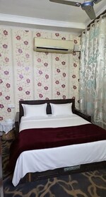 2 BHK + Store Room 100 Sq.Ft. Builder Floor in Lajpat Nagar II