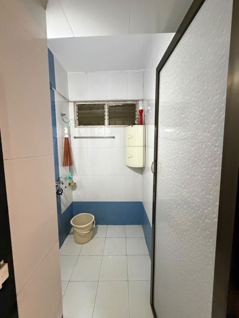 Bathroom, lokpuram-chs 1 Bedroom 650 Sq.Ft. Apartment In Vasant Vihar Thane 10546772