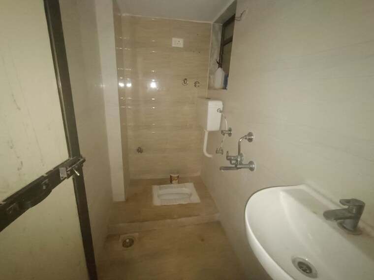 Bathroom, prithvi-regency 1 Bedroom 650 Sq.Ft. Apartment In Tembhode Palghar 10542658
