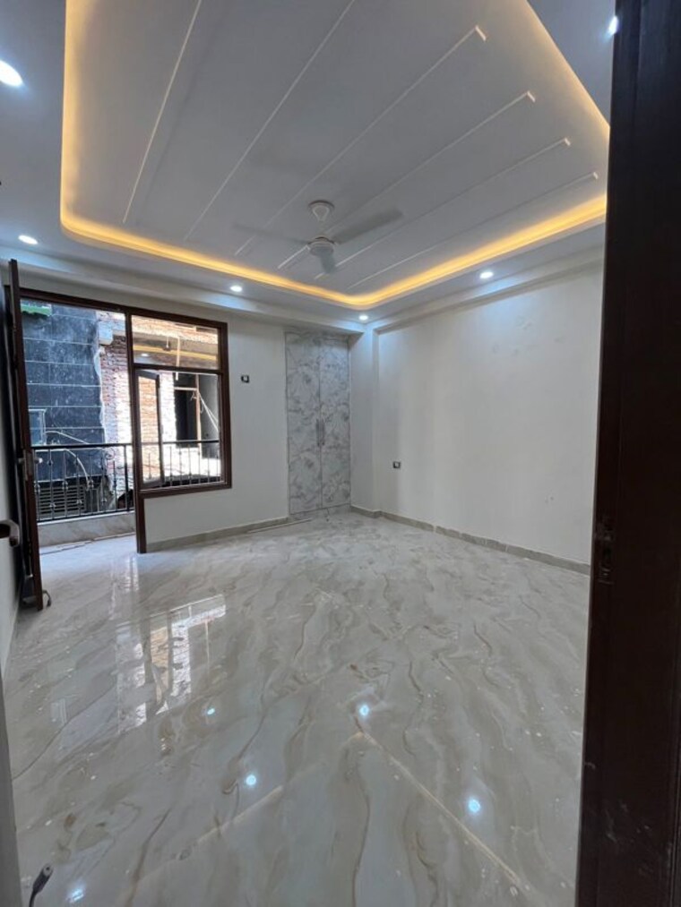 Room, chattarpur 3 Bedroom 130 Sq.Yd. Builder Floor In Chattarpur Delhi 10546785